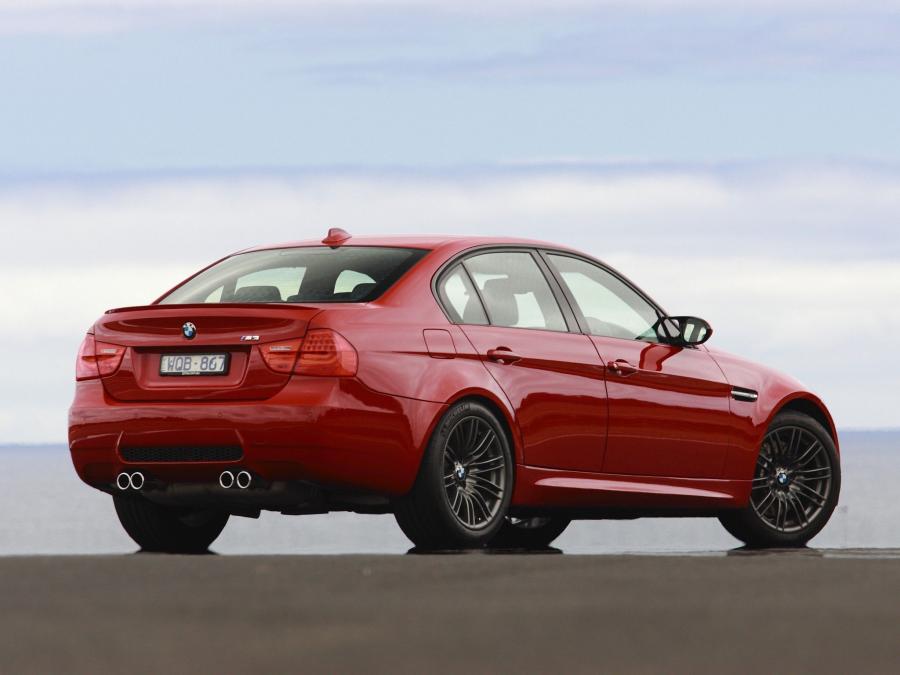  BMW M3 Sedan 2010 года  (AU) (фото 14 из 16)